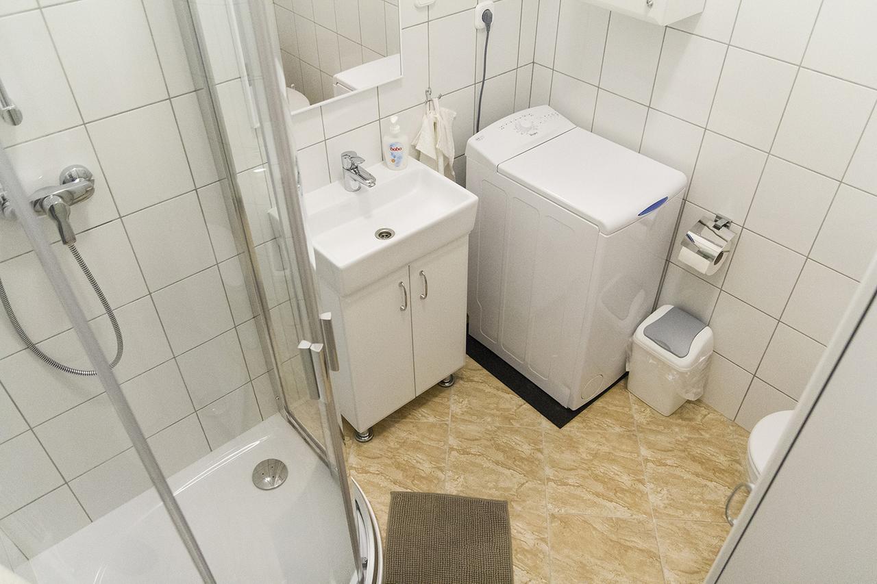 Authentic Akacfa Apartment Будапеща Екстериор снимка