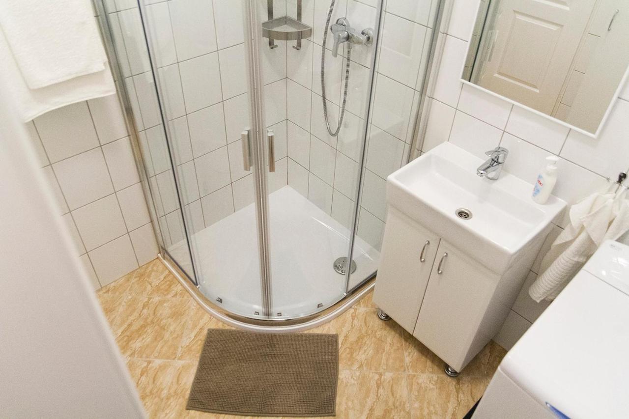 Authentic Akacfa Apartment Будапеща Екстериор снимка