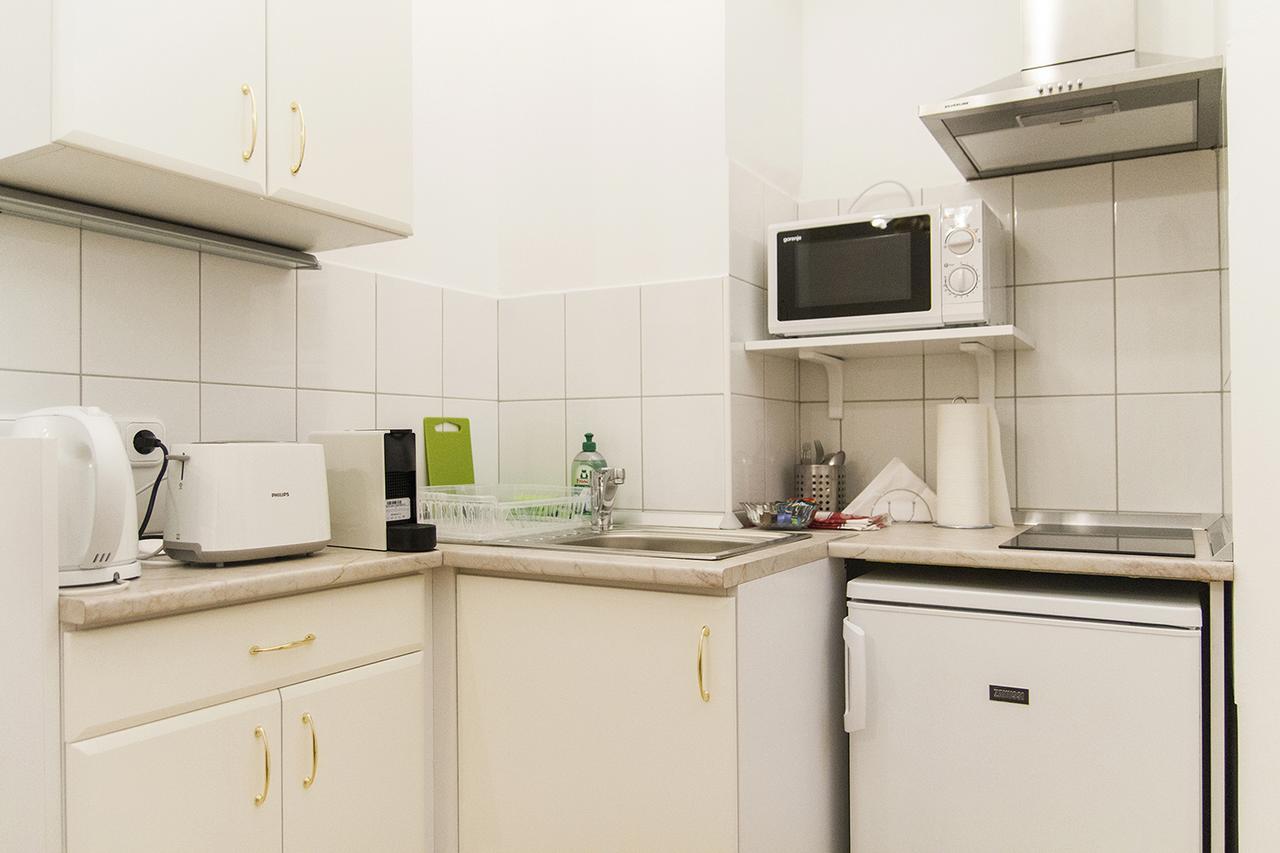 Authentic Akacfa Apartment Будапеща Екстериор снимка
