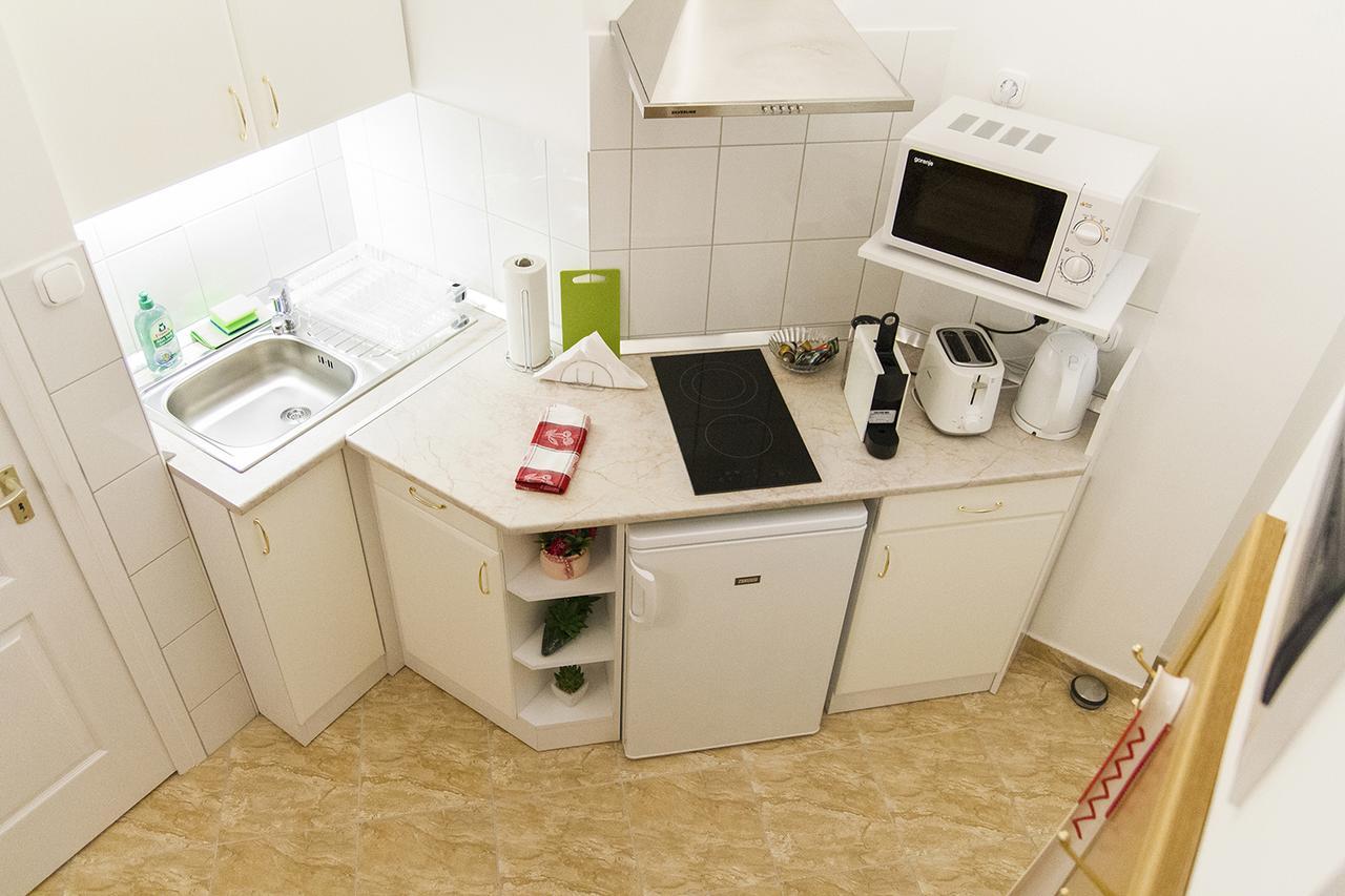 Authentic Akacfa Apartment Будапеща Екстериор снимка