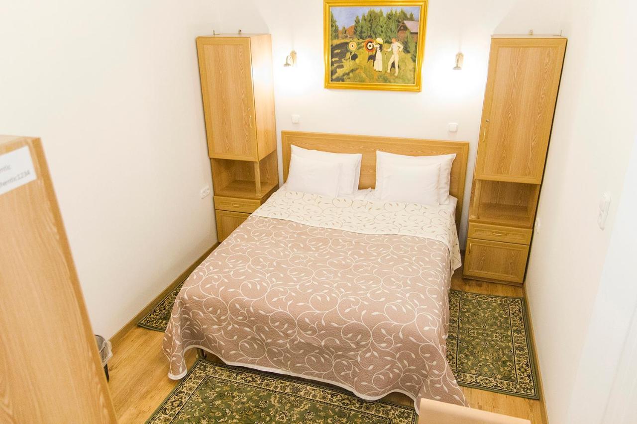 Authentic Akacfa Apartment Будапеща Екстериор снимка